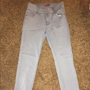 Juniors high waist stretch jeans